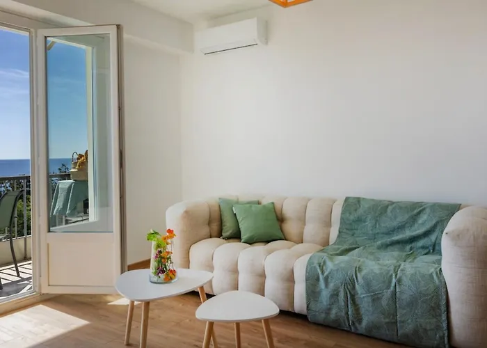 Casa Des Iles * Bastia (Corsica)